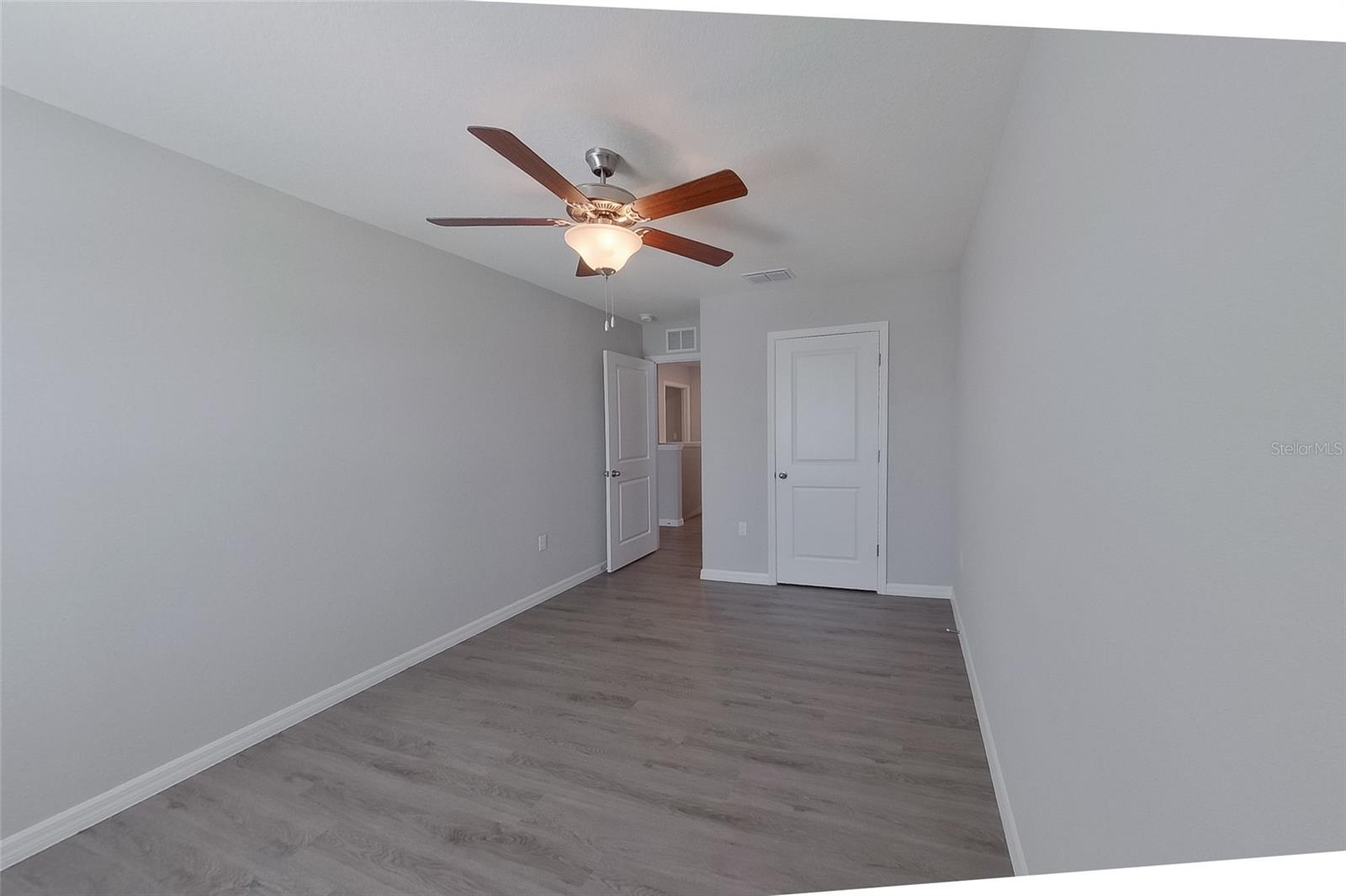 OCALA CROSSINGS - Residential Lease