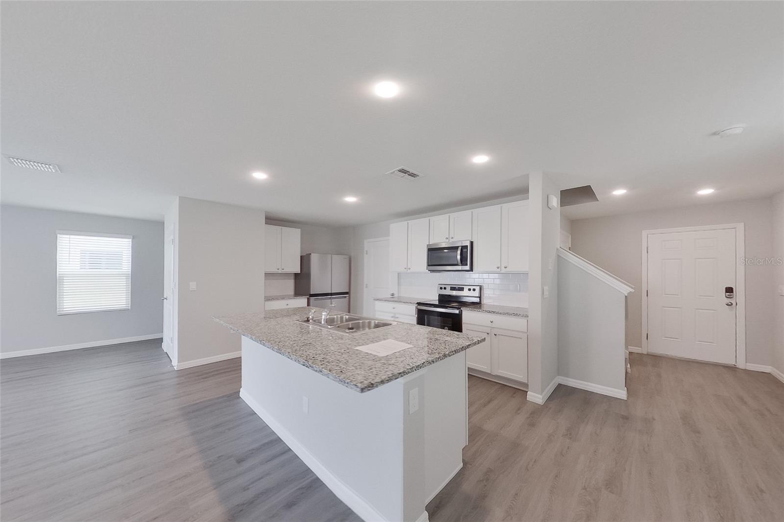 OCALA CROSSINGS - Residential Lease