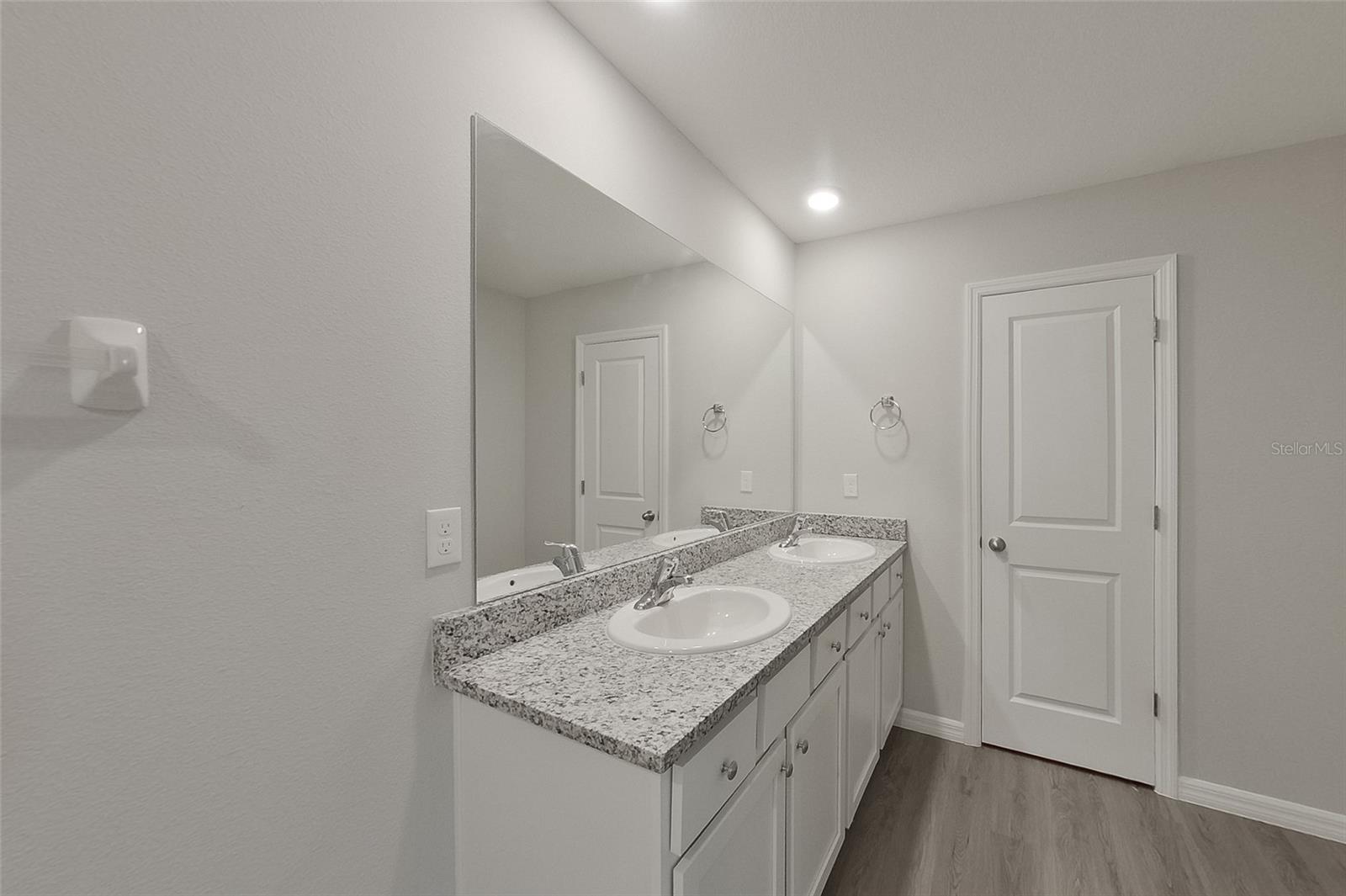 OCALA CROSSINGS - Residential Lease