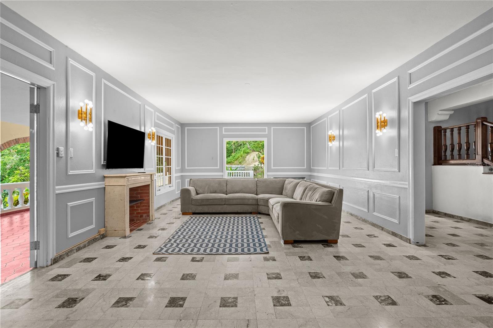 BEVERLY HILLS - Residential