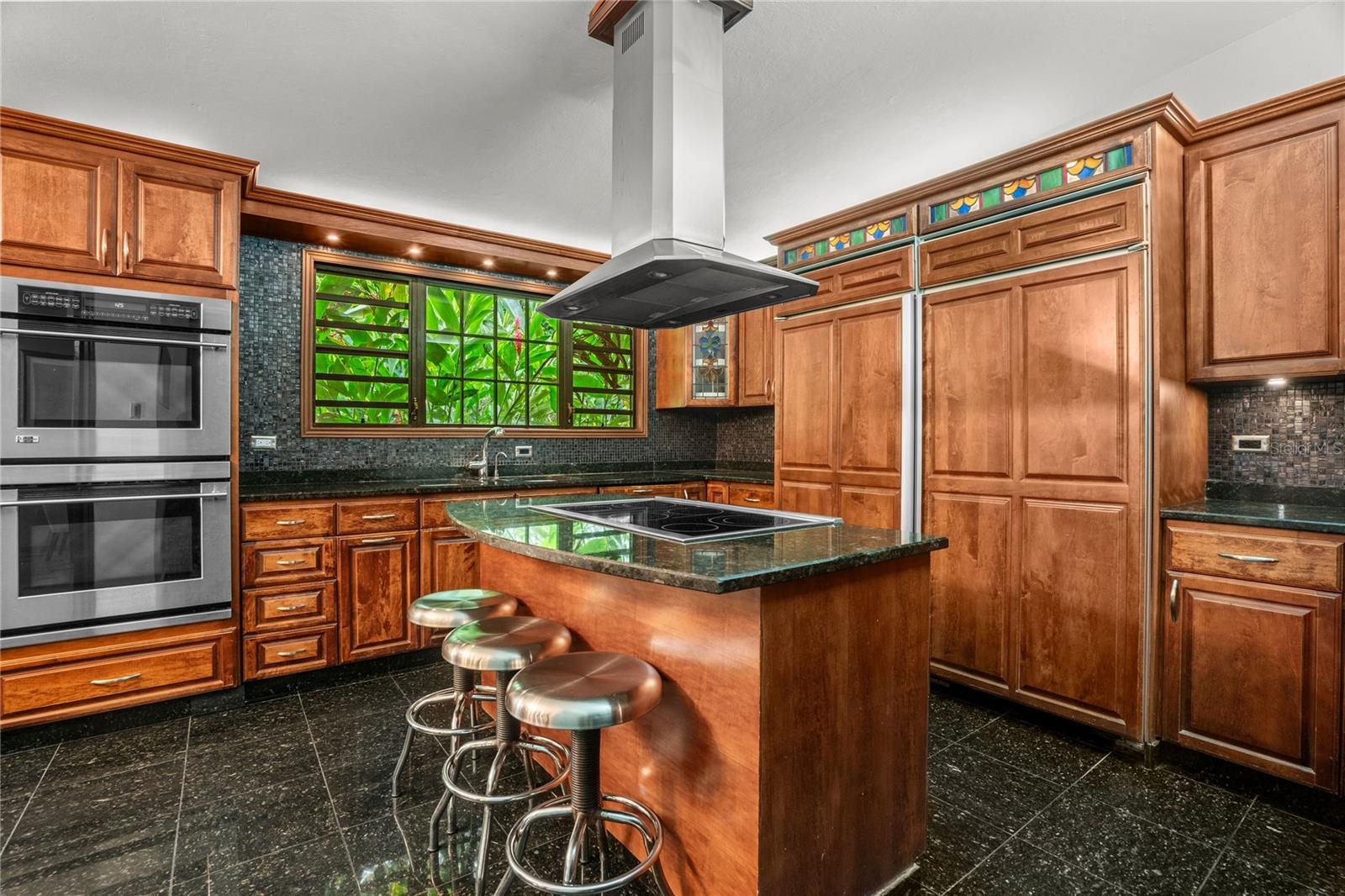 BEVERLY HILLS - Residential