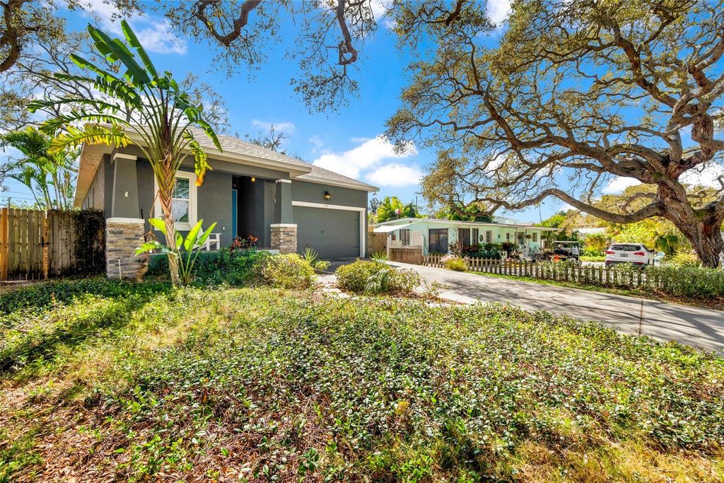 Photo of 131 Pennsylvania Avenue, Palm Harbor, FL 34683 (MLS # TB8484006)