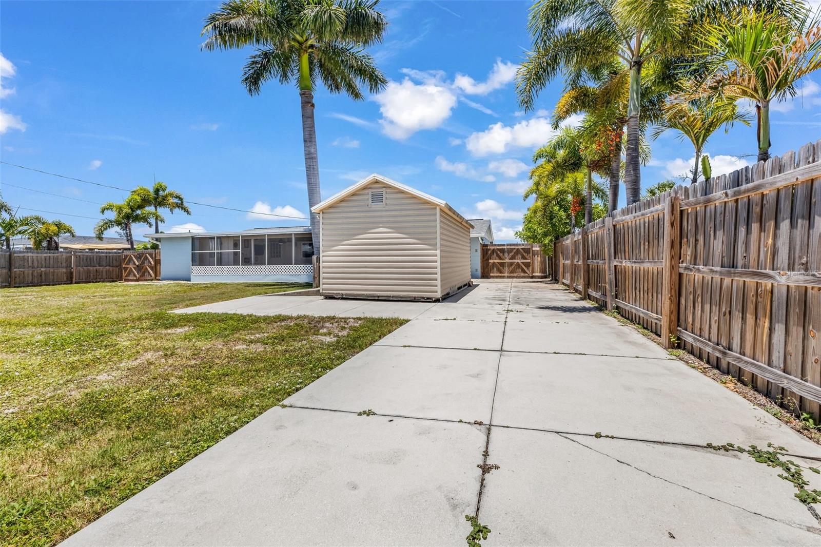 PORT CHARLOTTE - Residential