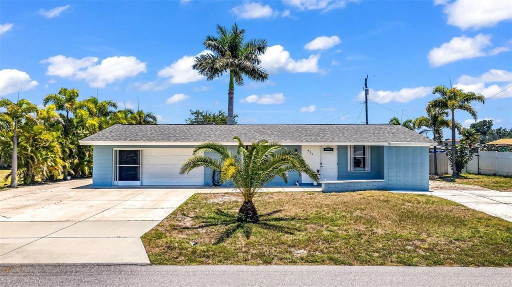Photo of 433 Glenridge Avenue NW, Port Charlotte, FL 33952 (MLS # C7526225)