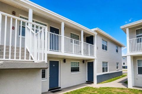 Photo of 1400 Eudora Road #C32, Mount Dora, FL 32757 (MLS # O6430671)