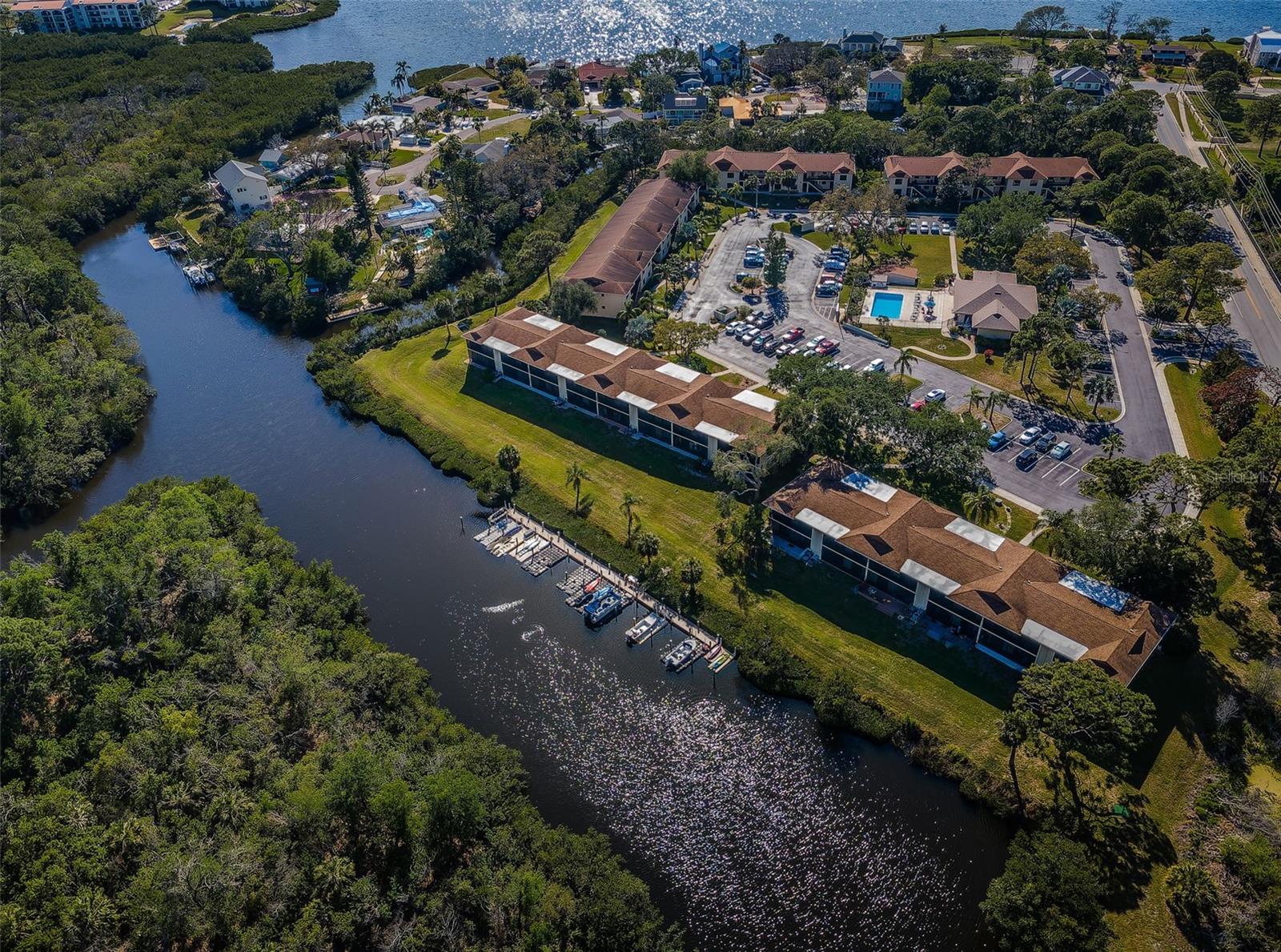 1686 SEASCAPE CIRCLE