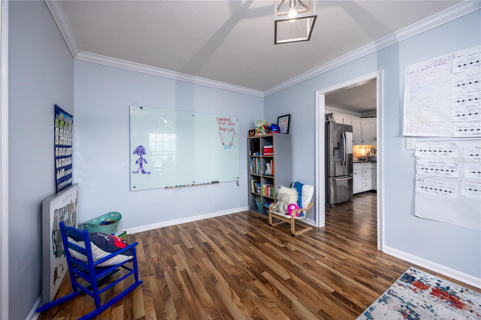 GWEN LAKE ESTATES SUB - Residential