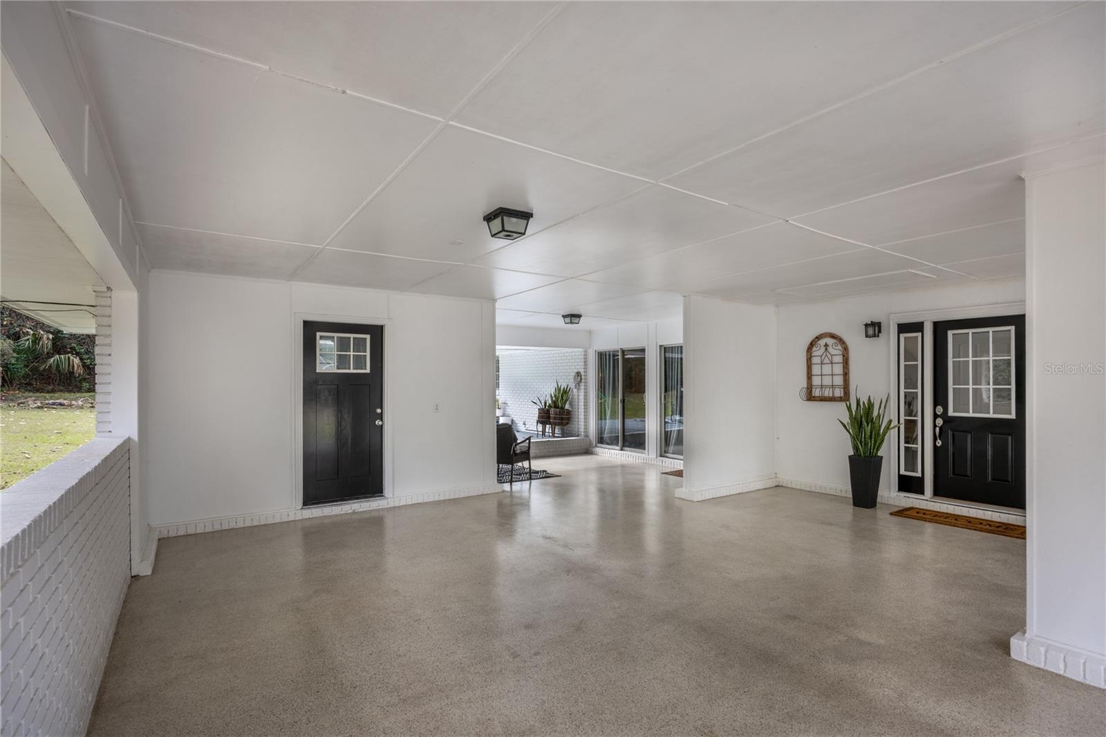 GWEN LAKE ESTATES SUB - Residential