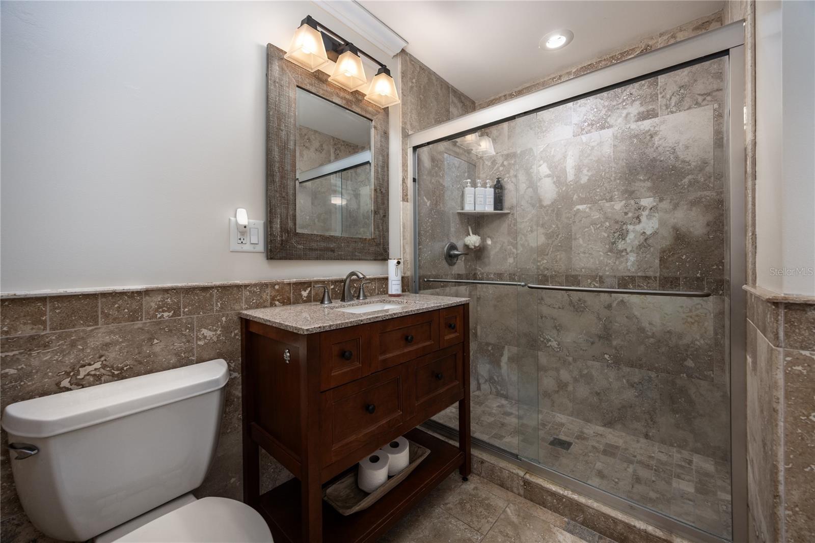 GWEN LAKE ESTATES SUB - Residential