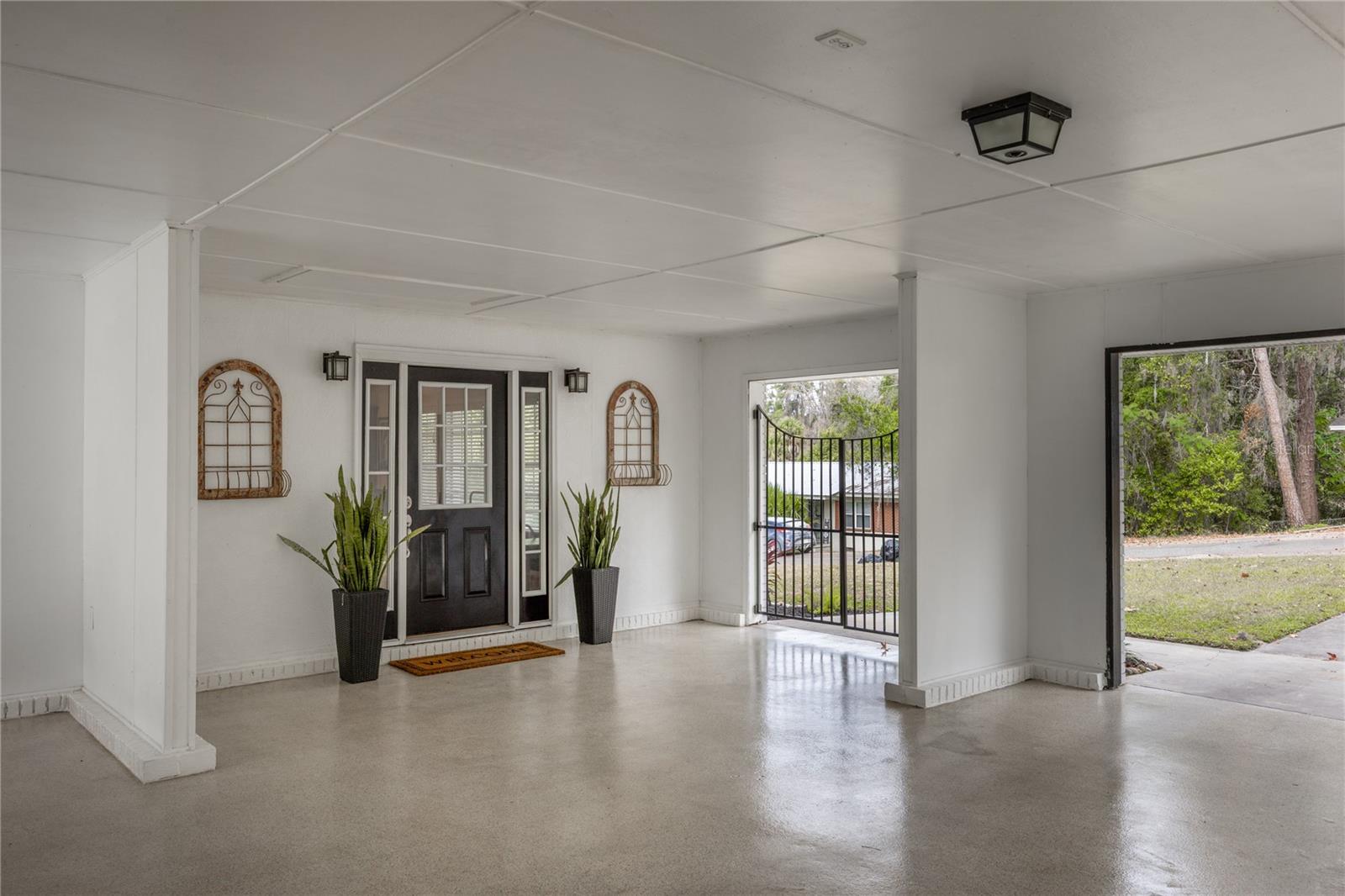 GWEN LAKE ESTATES SUB - Residential