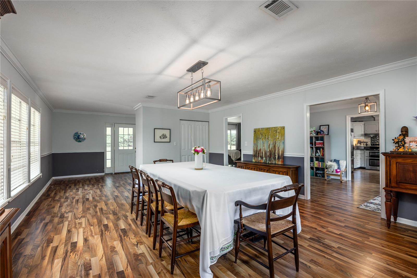 GWEN LAKE ESTATES SUB - Residential