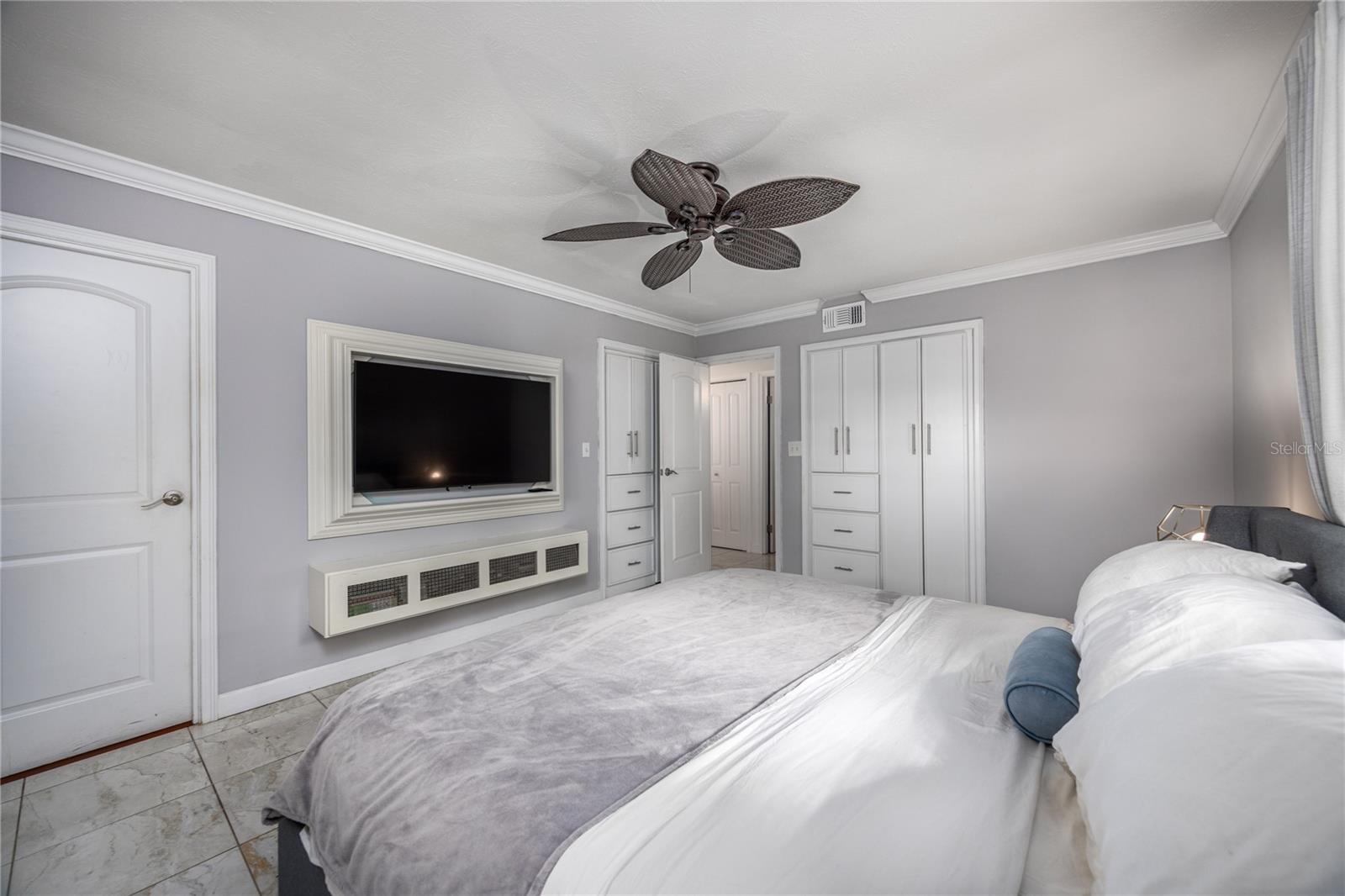 GWEN LAKE ESTATES SUB - Residential