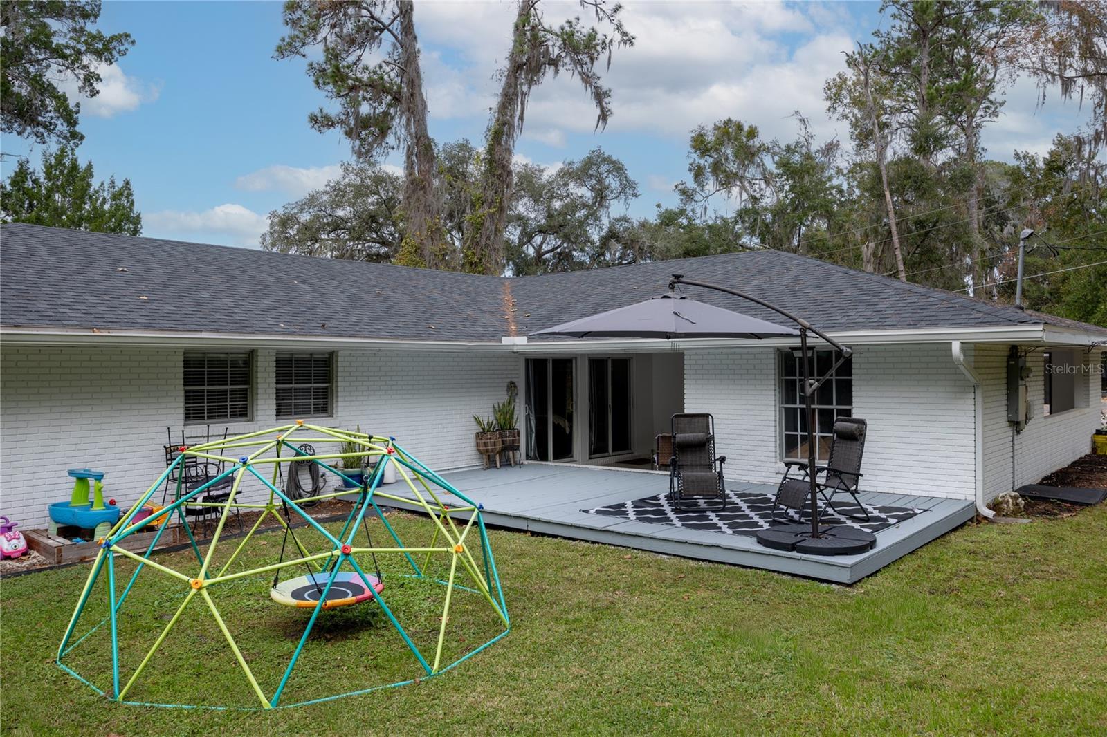 GWEN LAKE ESTATES SUB - Residential