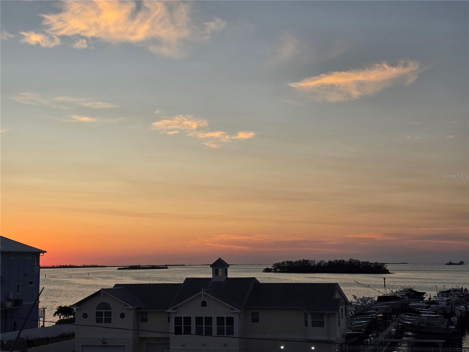 273 SHORE DRIVE