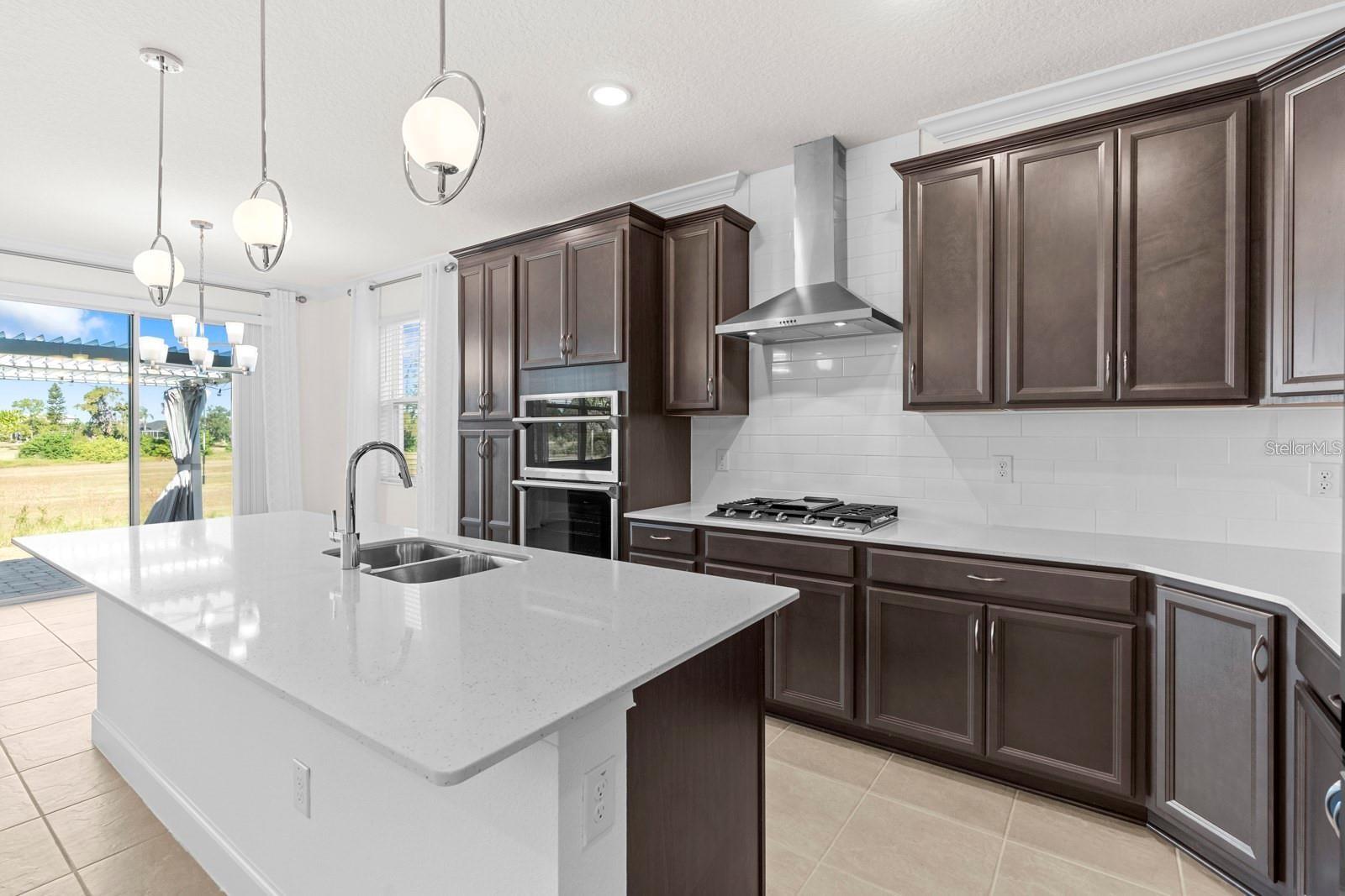 MIRABAY-MARISOL POINTE - Residential