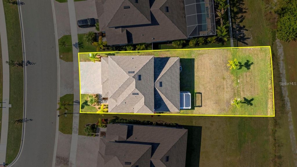 Photo of 933 Signet Drive, Apollo Beach, FL 33572 (MLS # TB8466334)