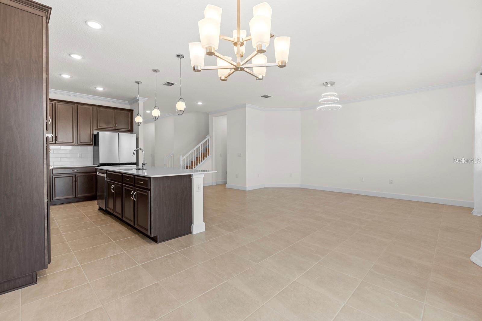 MIRABAY-MARISOL POINTE - Residential