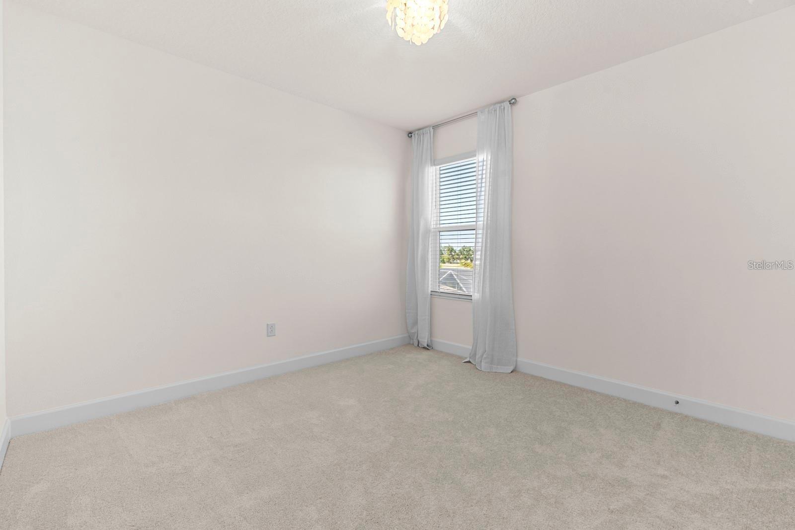 MIRABAY-MARISOL POINTE - Residential