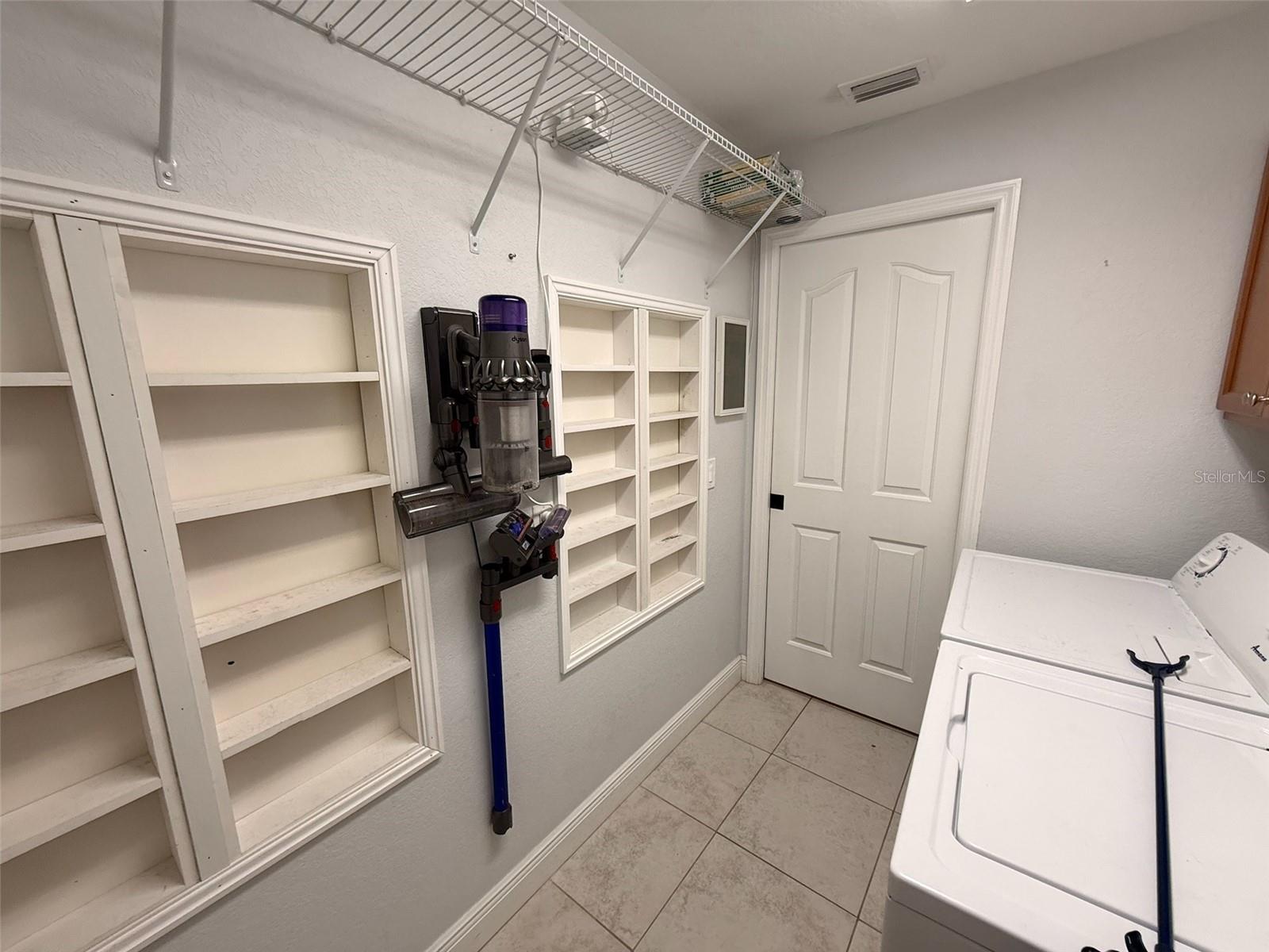 PORT CHARLOTTE SUB 08 - Residential Lease