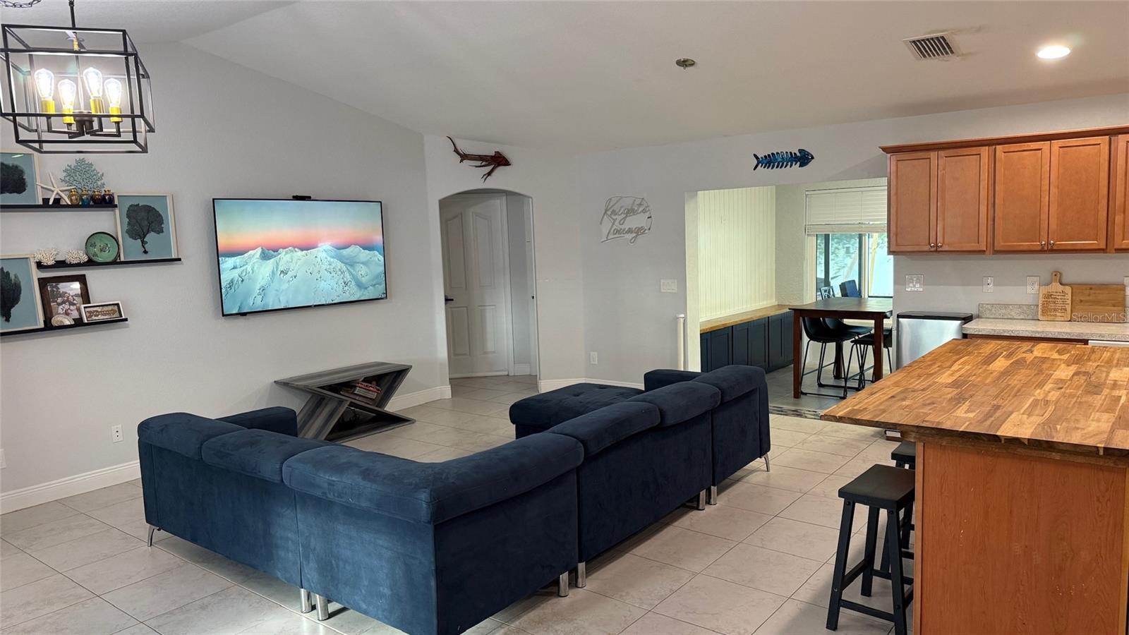 PORT CHARLOTTE SUB 08 - Residential Lease