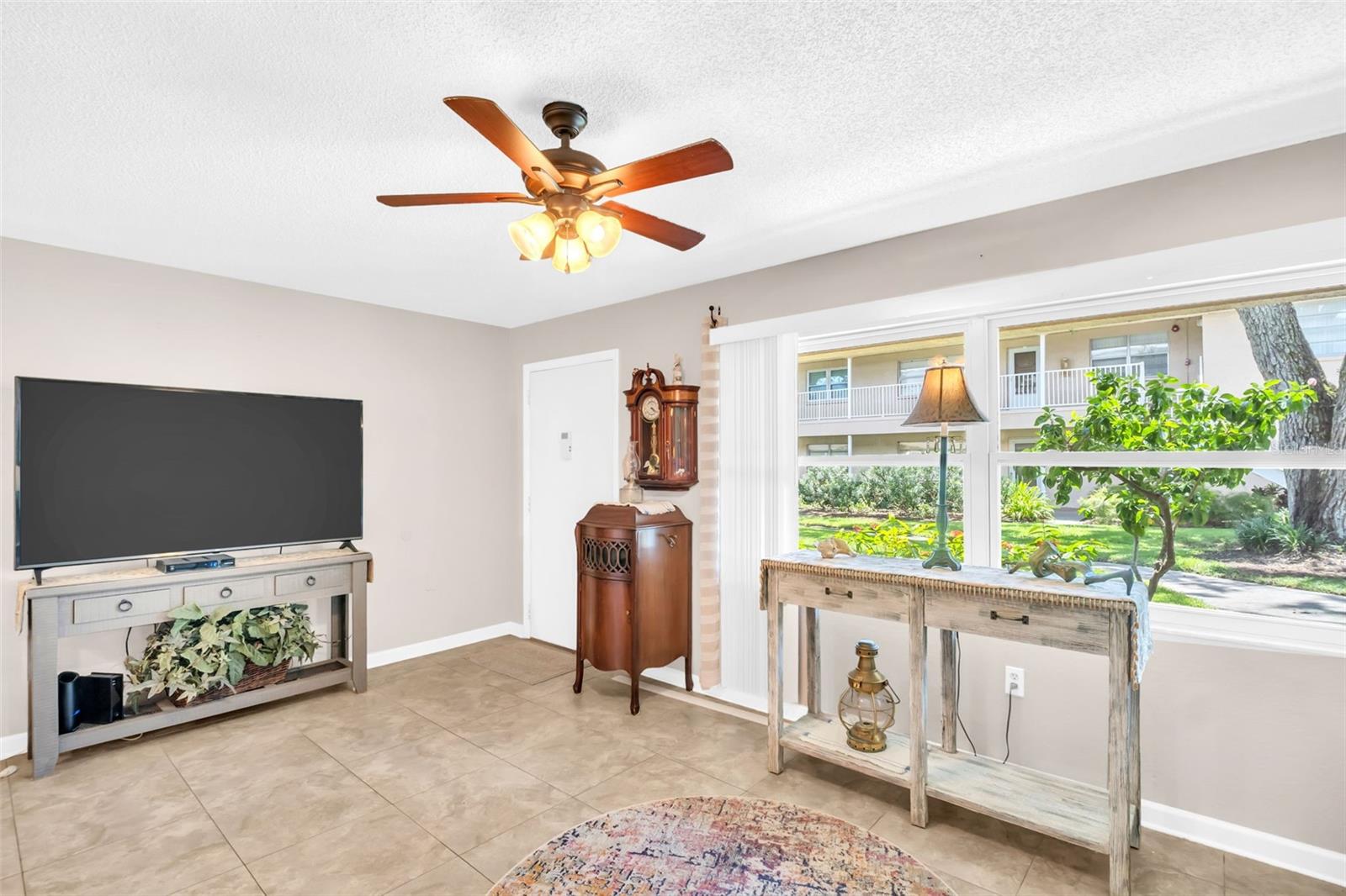 LONG BAYOU - Residential