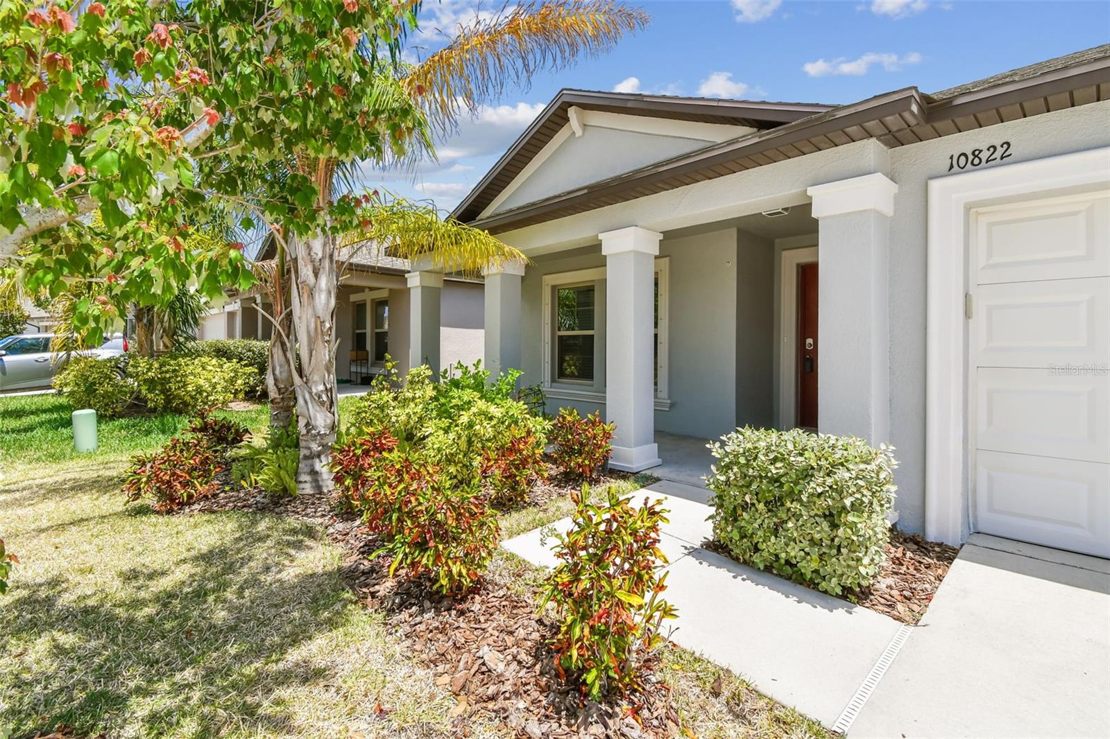 VENTANA GRVS PH 3 & CONE GROVE R - Residential Lease