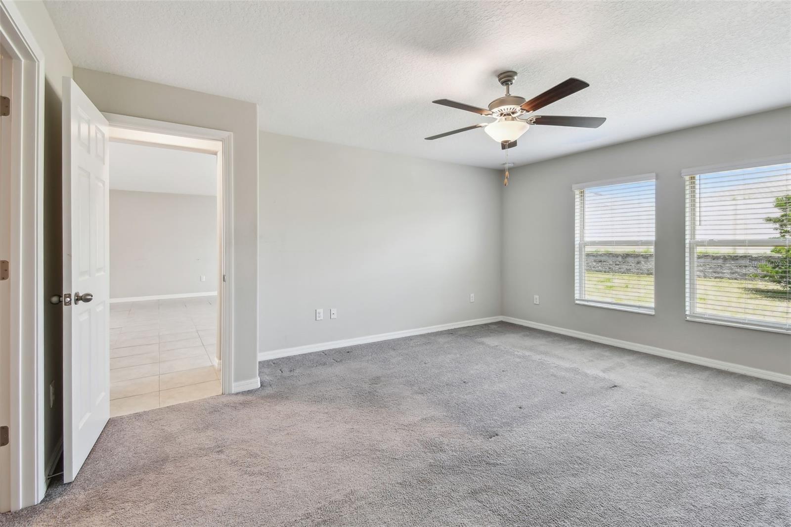 VENTANA GRVS PH 3 & CONE GROVE R - Residential Lease