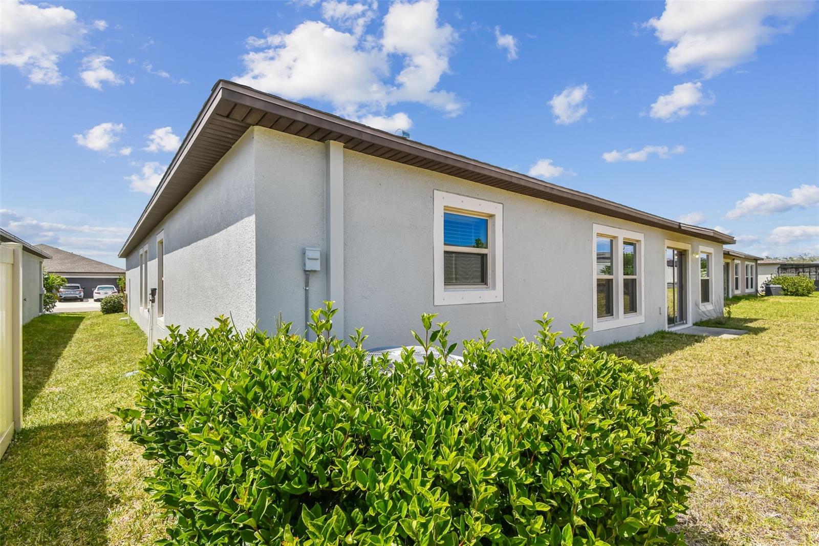 VENTANA GRVS PH 3 & CONE GROVE R - Residential Lease