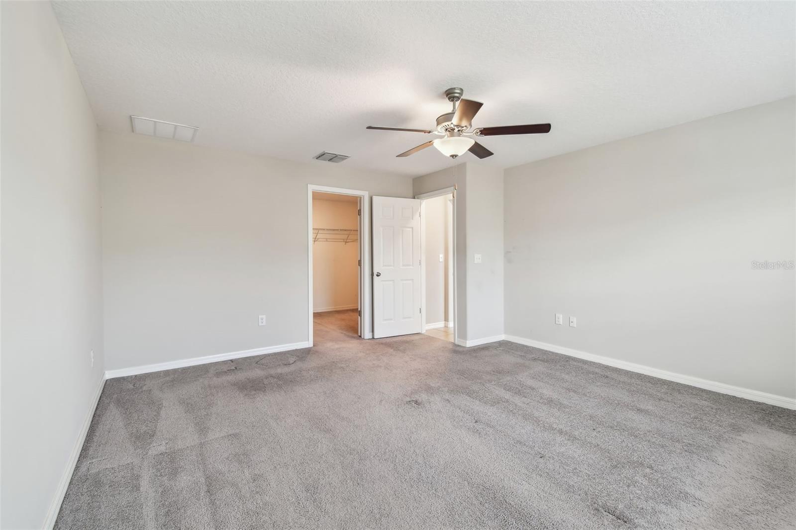 VENTANA GRVS PH 3 & CONE GROVE R - Residential Lease