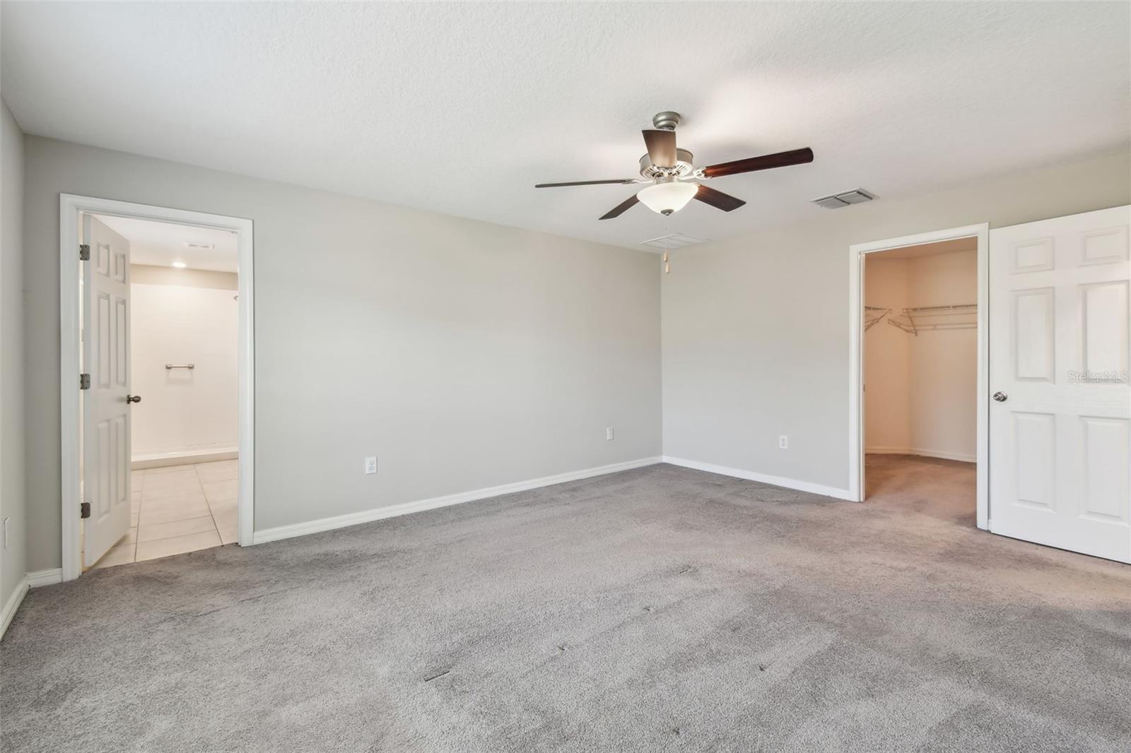 VENTANA GRVS PH 3 & CONE GROVE R - Residential Lease