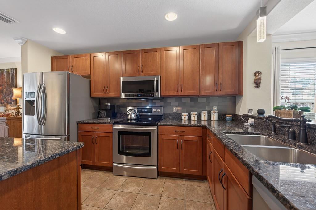 TOWNHOME MANORS OF - Residential