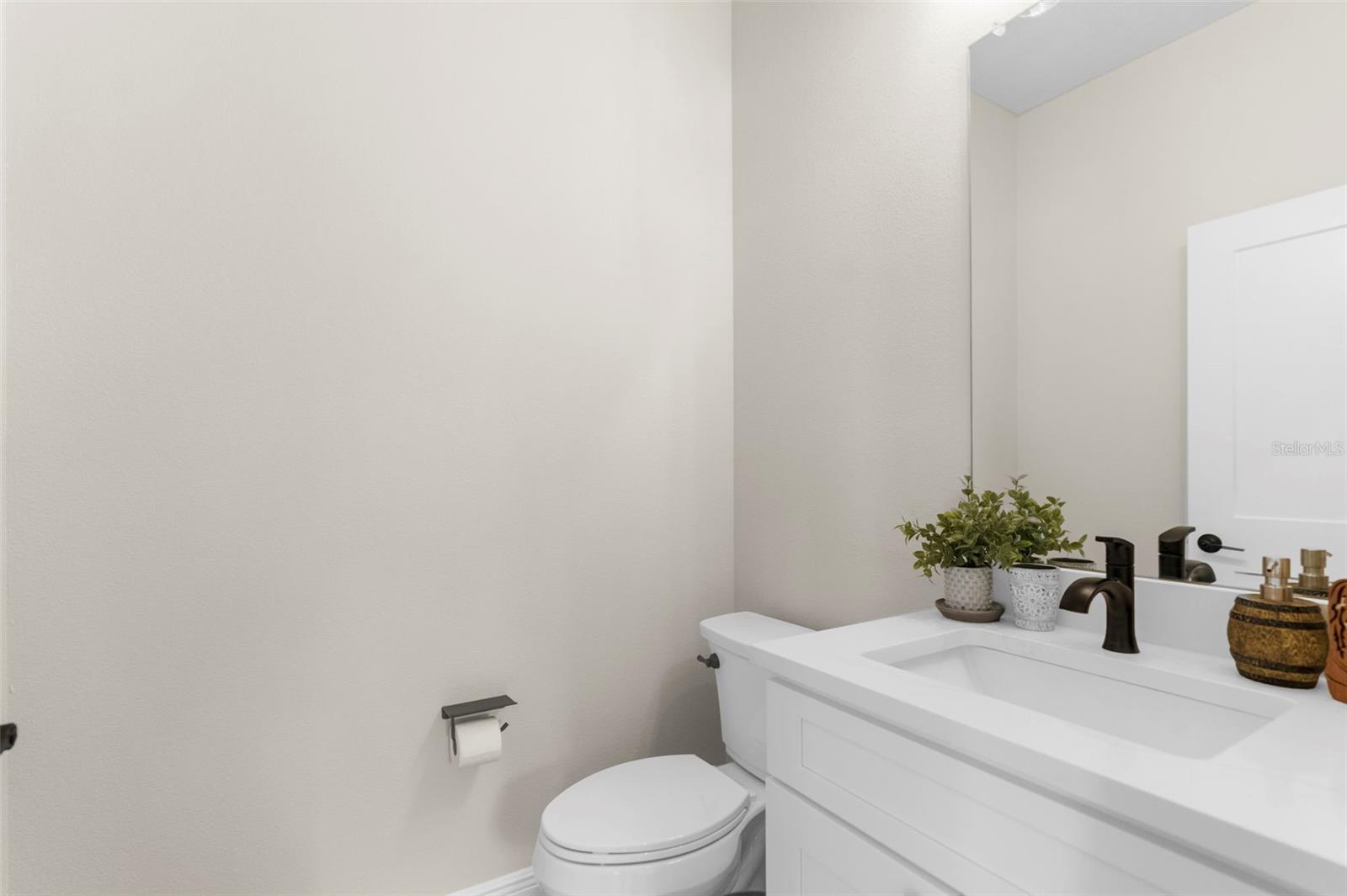 ROYAL HIGHLANDS - Residential