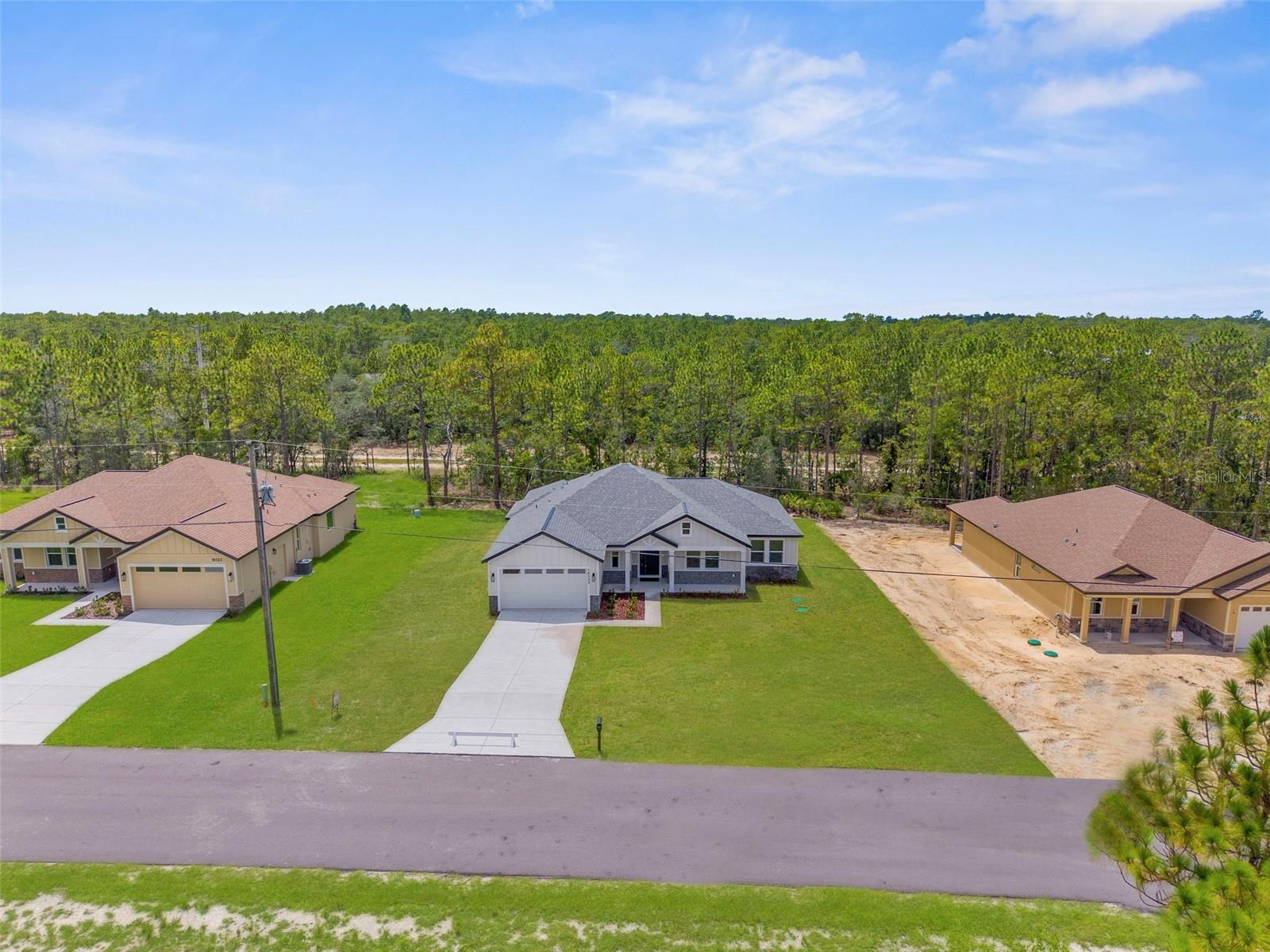 ROYAL HIGHLANDS - Residential