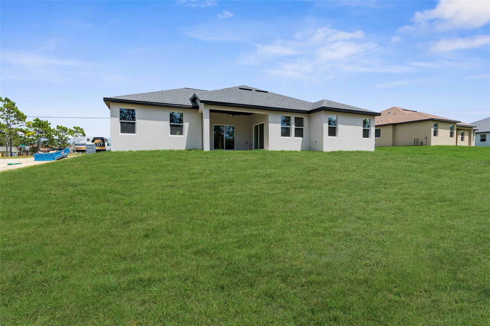 ROYAL HIGHLANDS - Residential