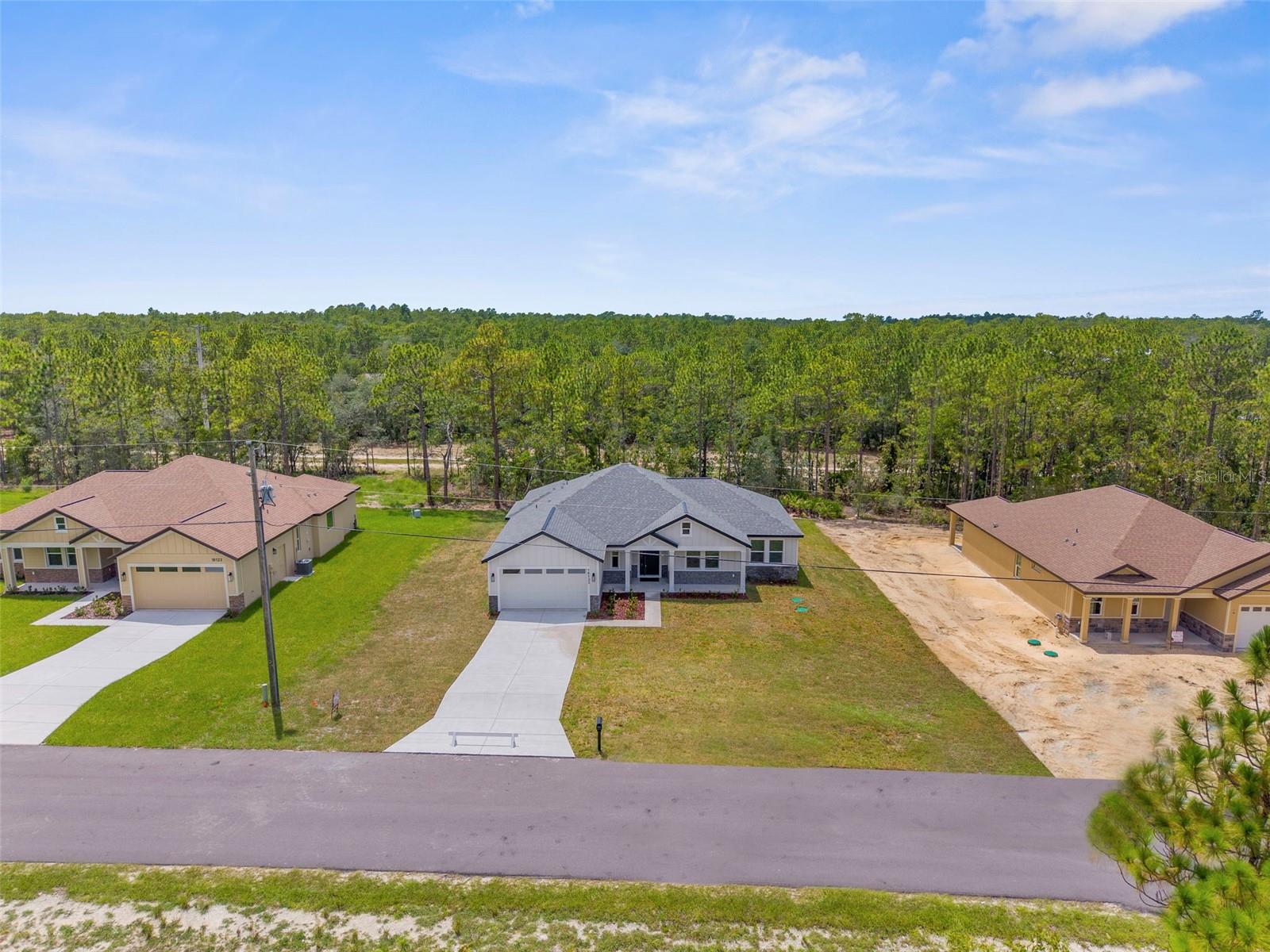 ROYAL HIGHLANDS - Residential