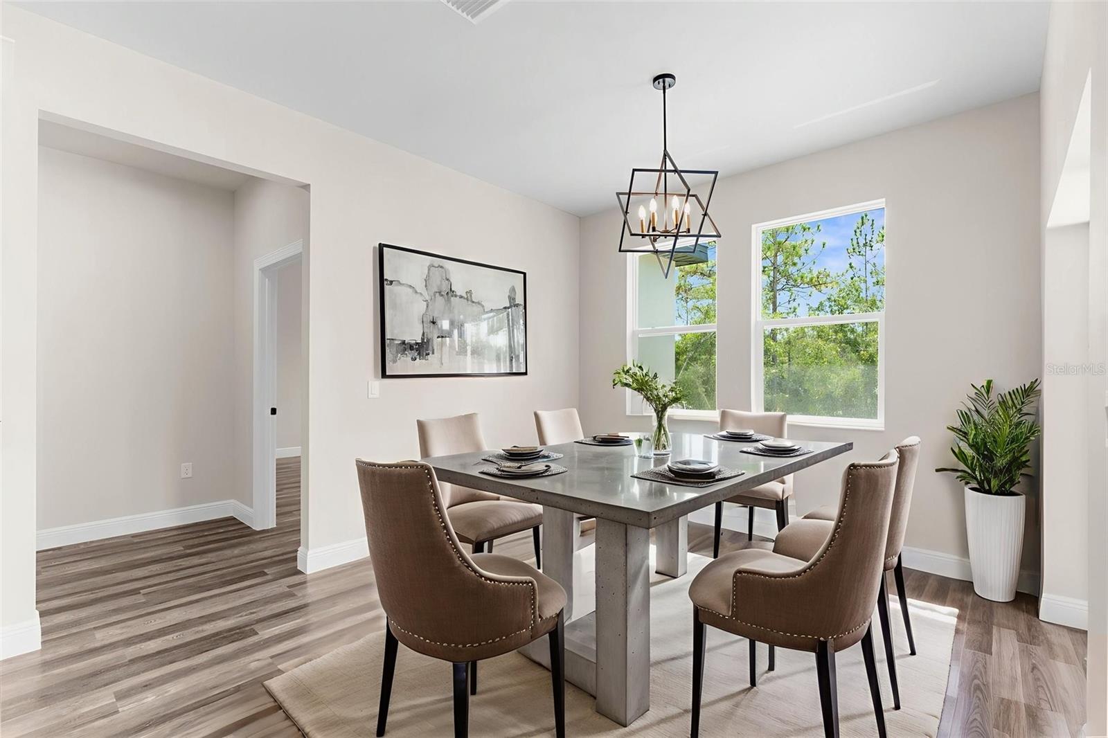 ROYAL HIGHLANDS - Residential