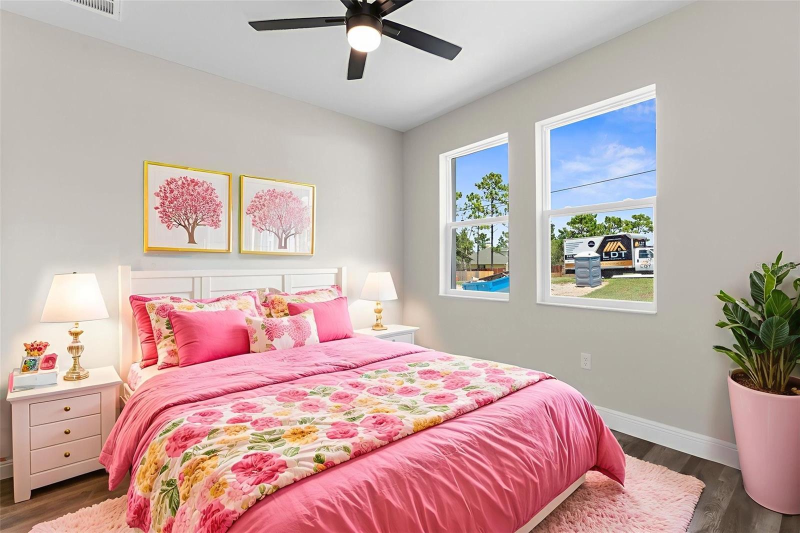 ROYAL HIGHLANDS - Residential