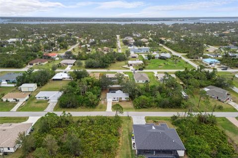 A home in PORT CHARLOTTE