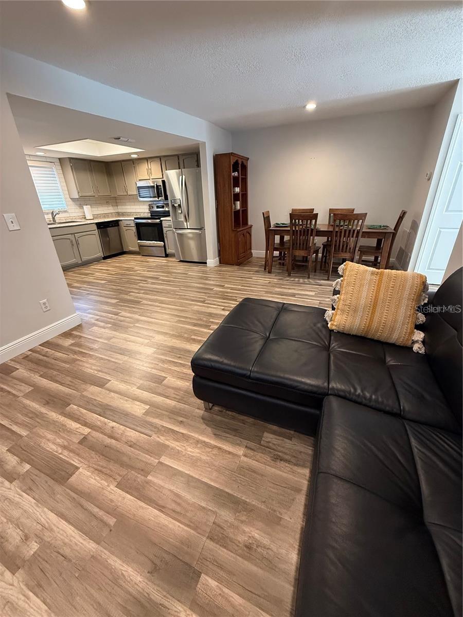 HARVARD ARMS TWNHS - Residential