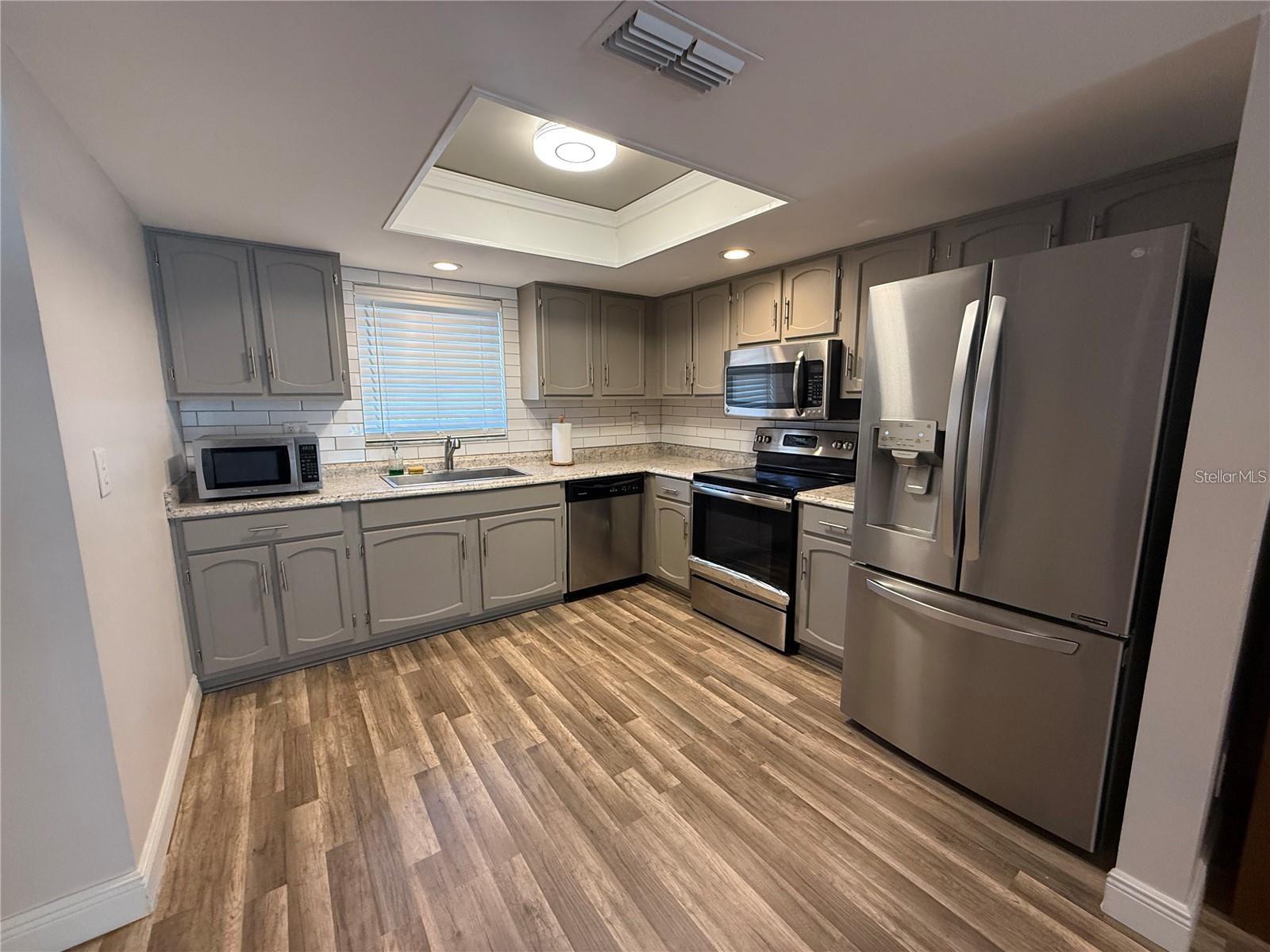 HARVARD ARMS TWNHS - Residential