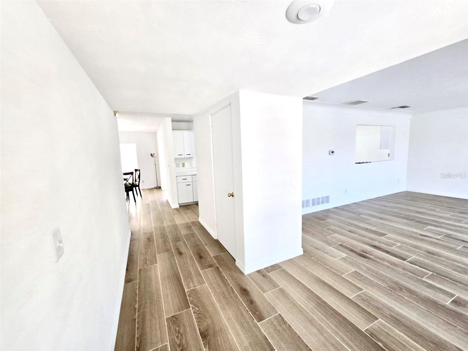 HARBOR BLUFFS SEC 5 - Residential Lease