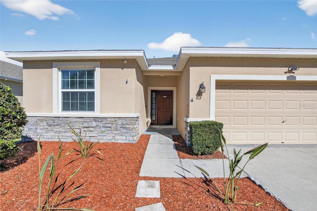 Photo of 2819 Holly Bluff Court, Plant City, FL 33566 (MLS # TB8473908)
