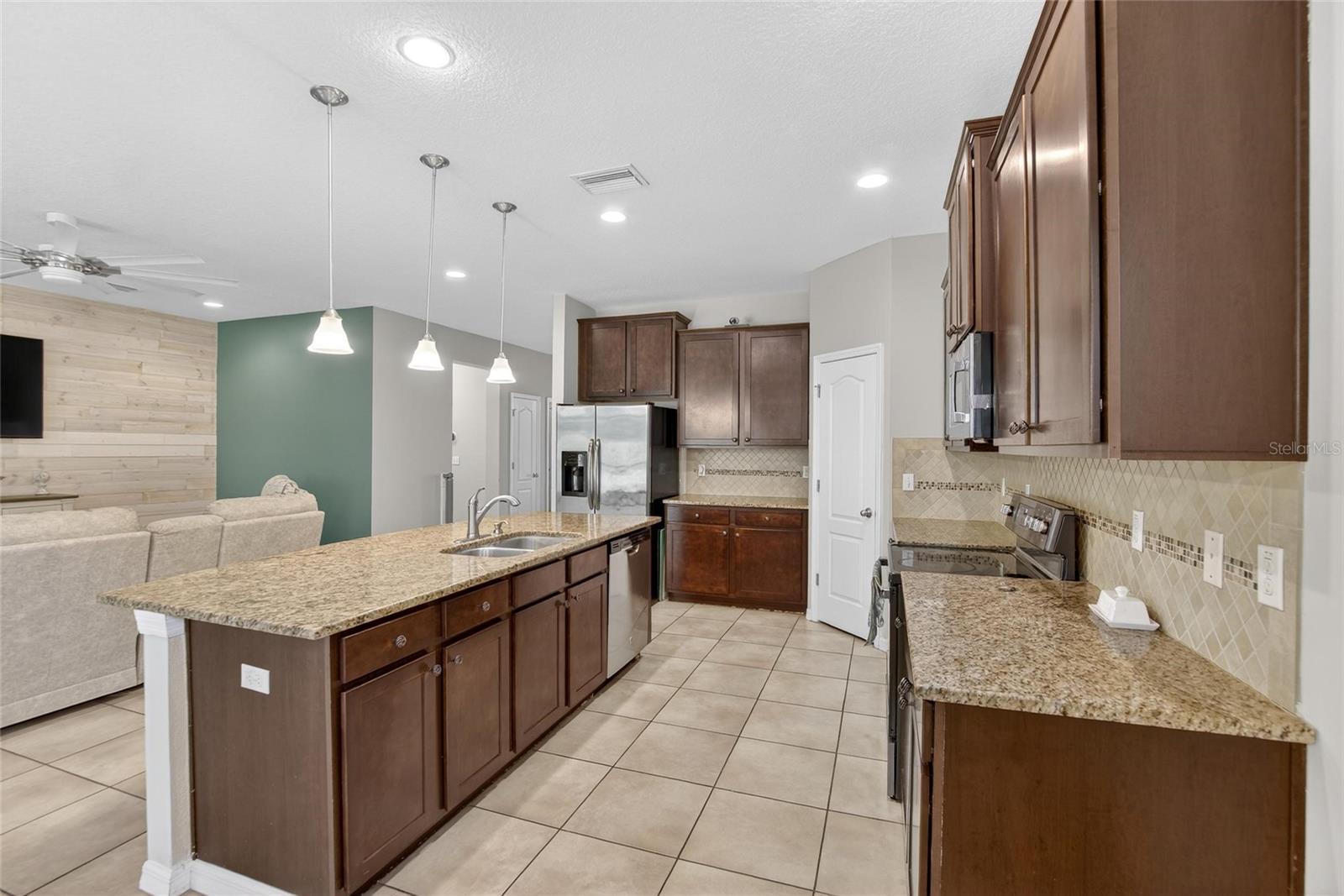 WHISPERING WOODS PH 2 & PHA - Residential