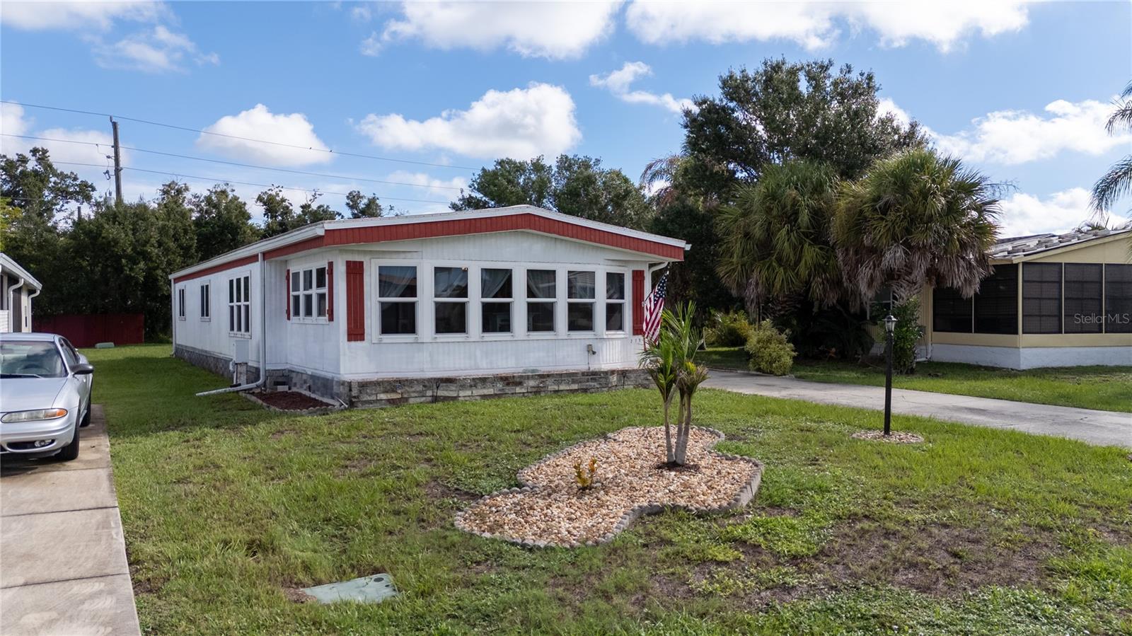 2754 TANAGER LANE