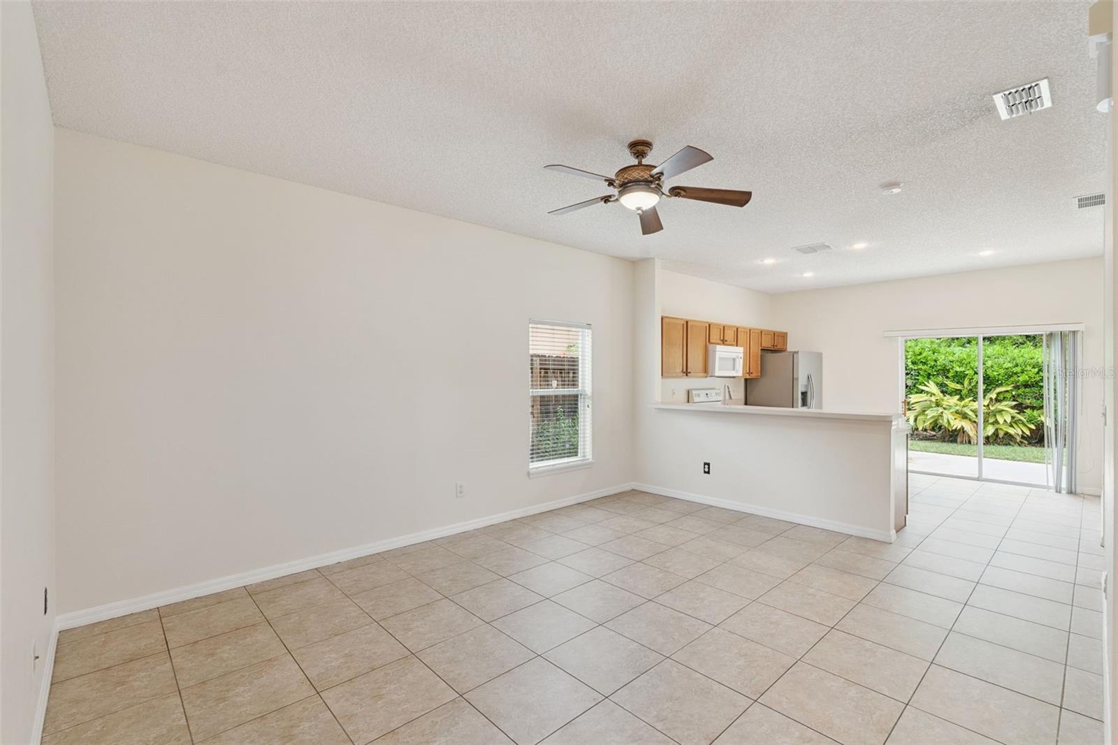 WATERSIDE ESTATES - Residential