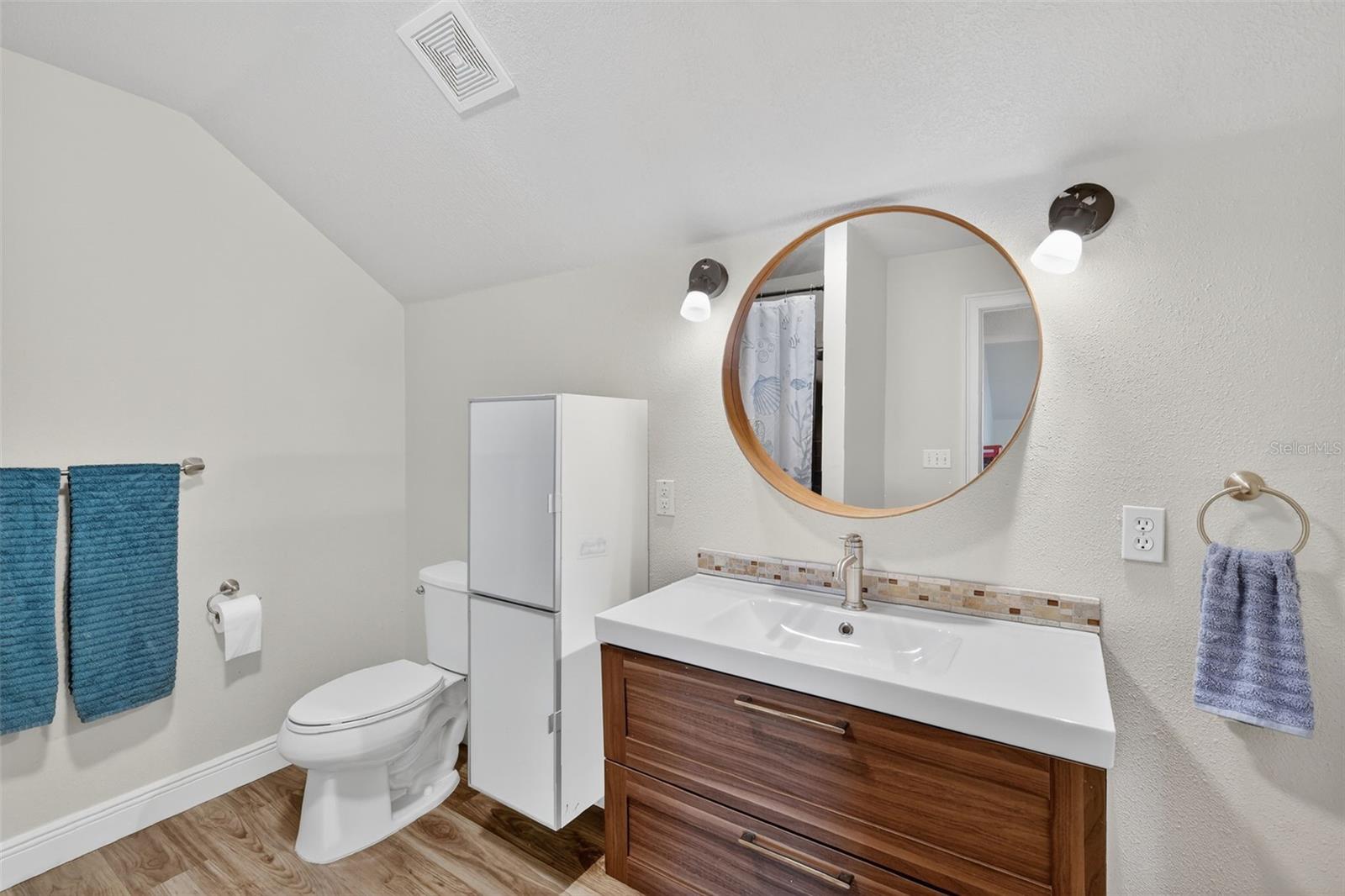 QUAIL POINT - Residential