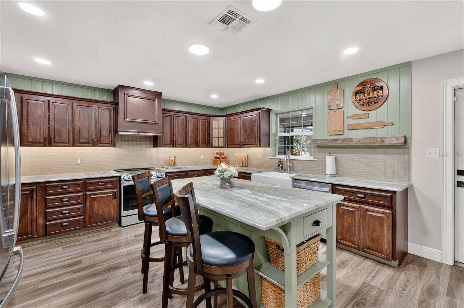 QUAIL POINT - Residential