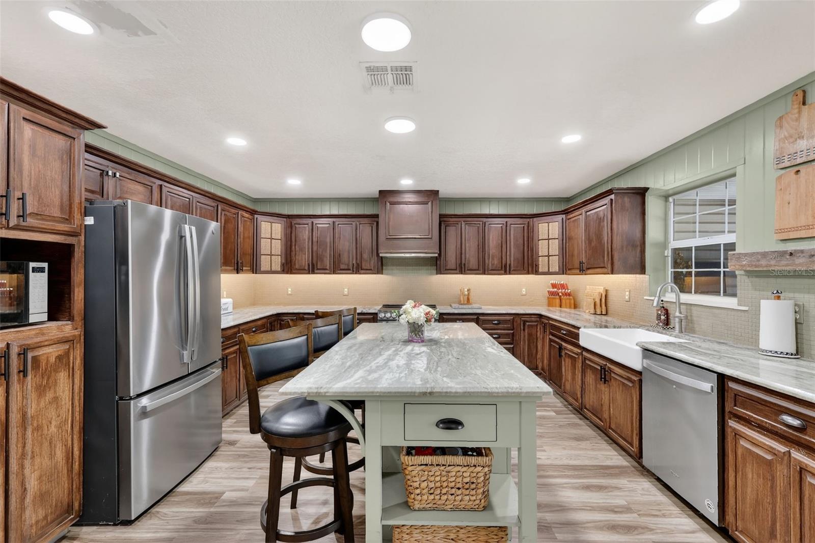 QUAIL POINT - Residential