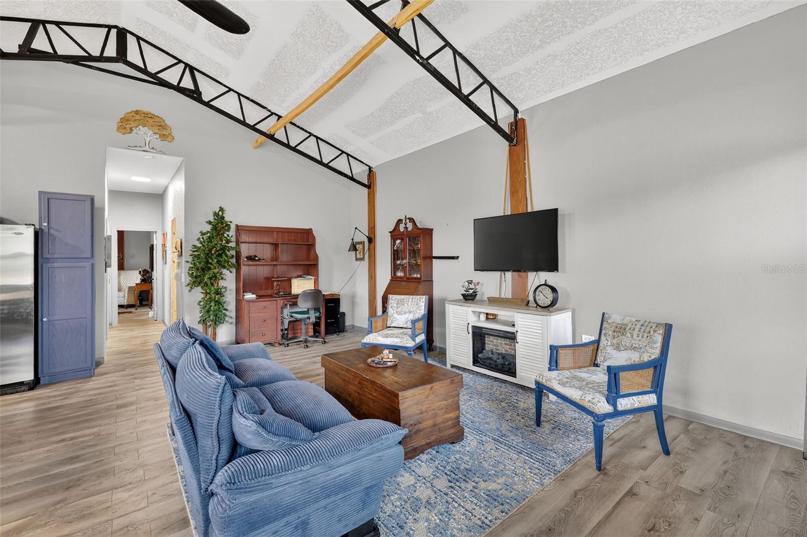 QUAIL POINT - Residential