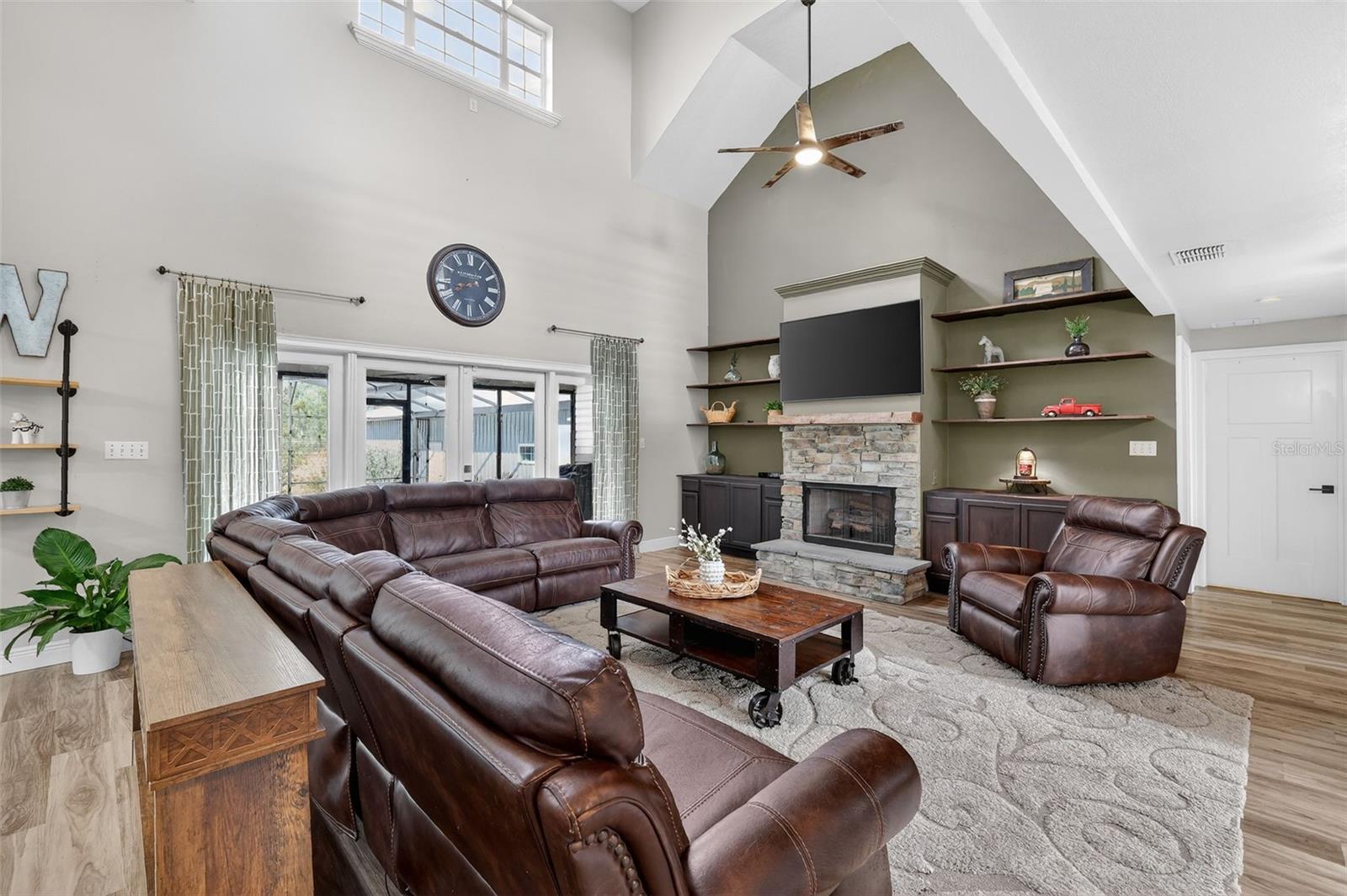 QUAIL POINT - Residential